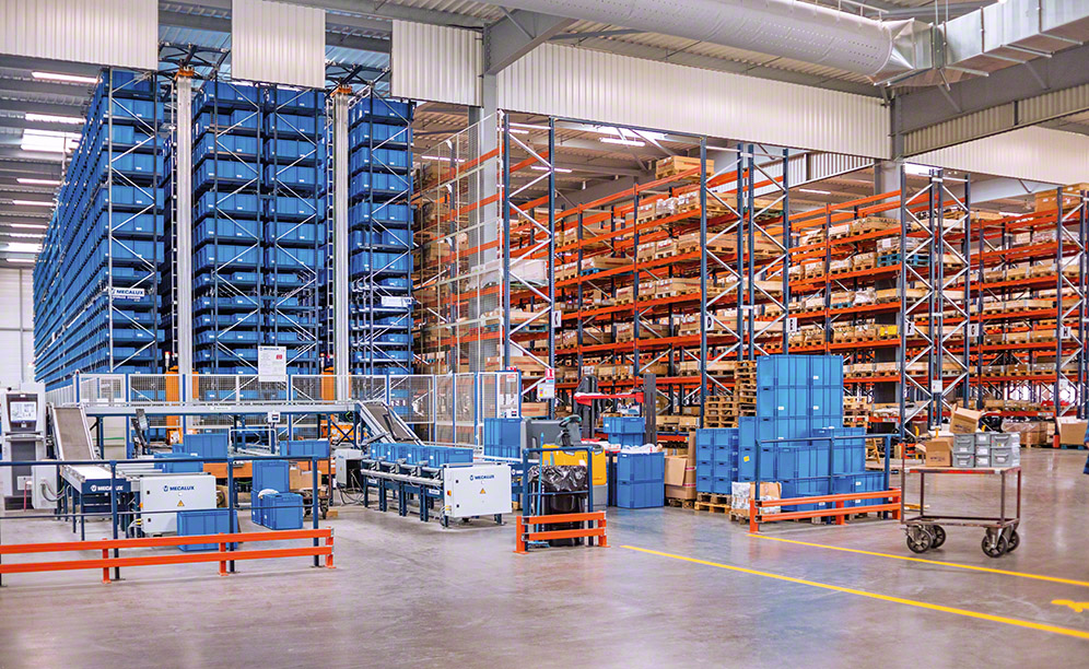 El nuevo centro de distribución de Grégoire-Besson está formado por un depósito automático de cajas miniload, racks selectivos y estanterías cantilever